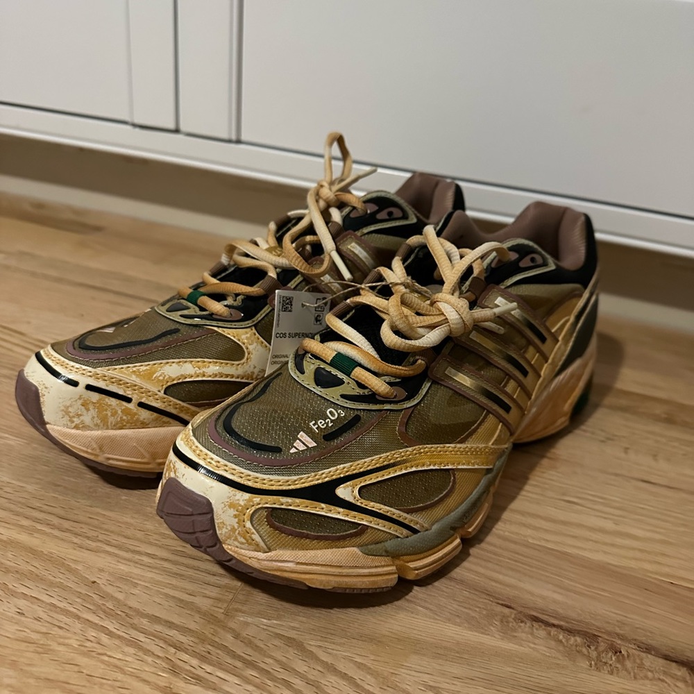 Adidas Cos supernovas